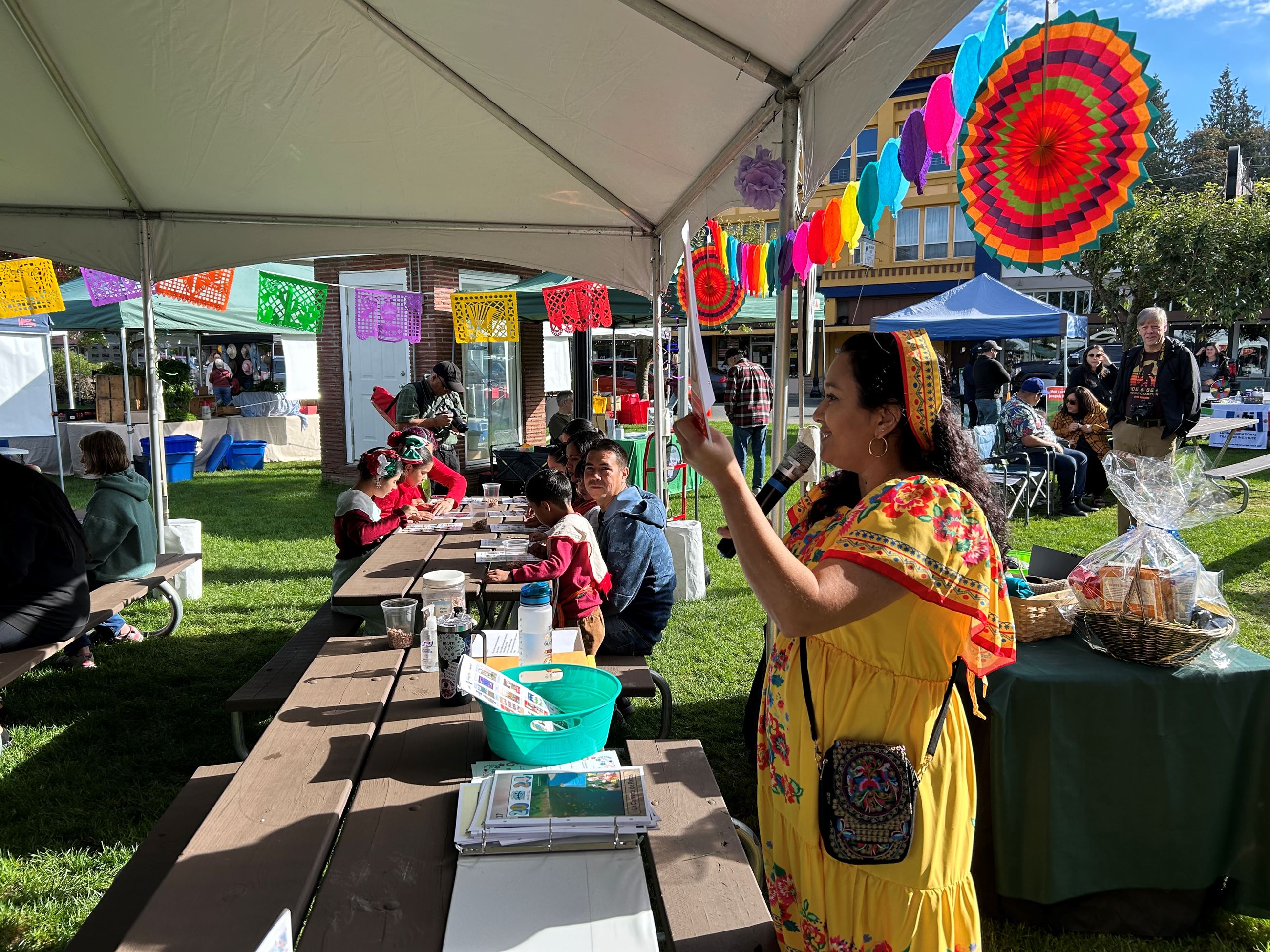 Yvonne reading Loteria card